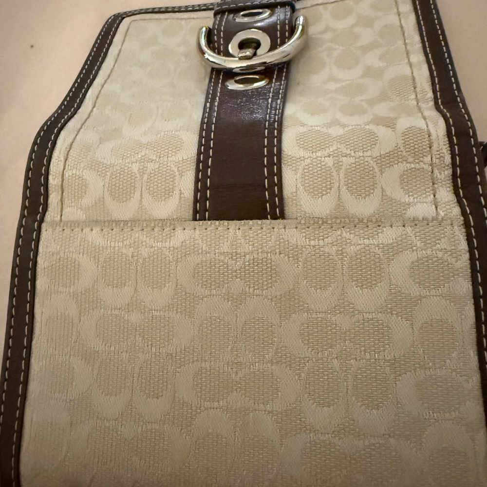 Coach Cream Signature Canvas Wallet with Dark Brown Trim - Picture 5 of 6